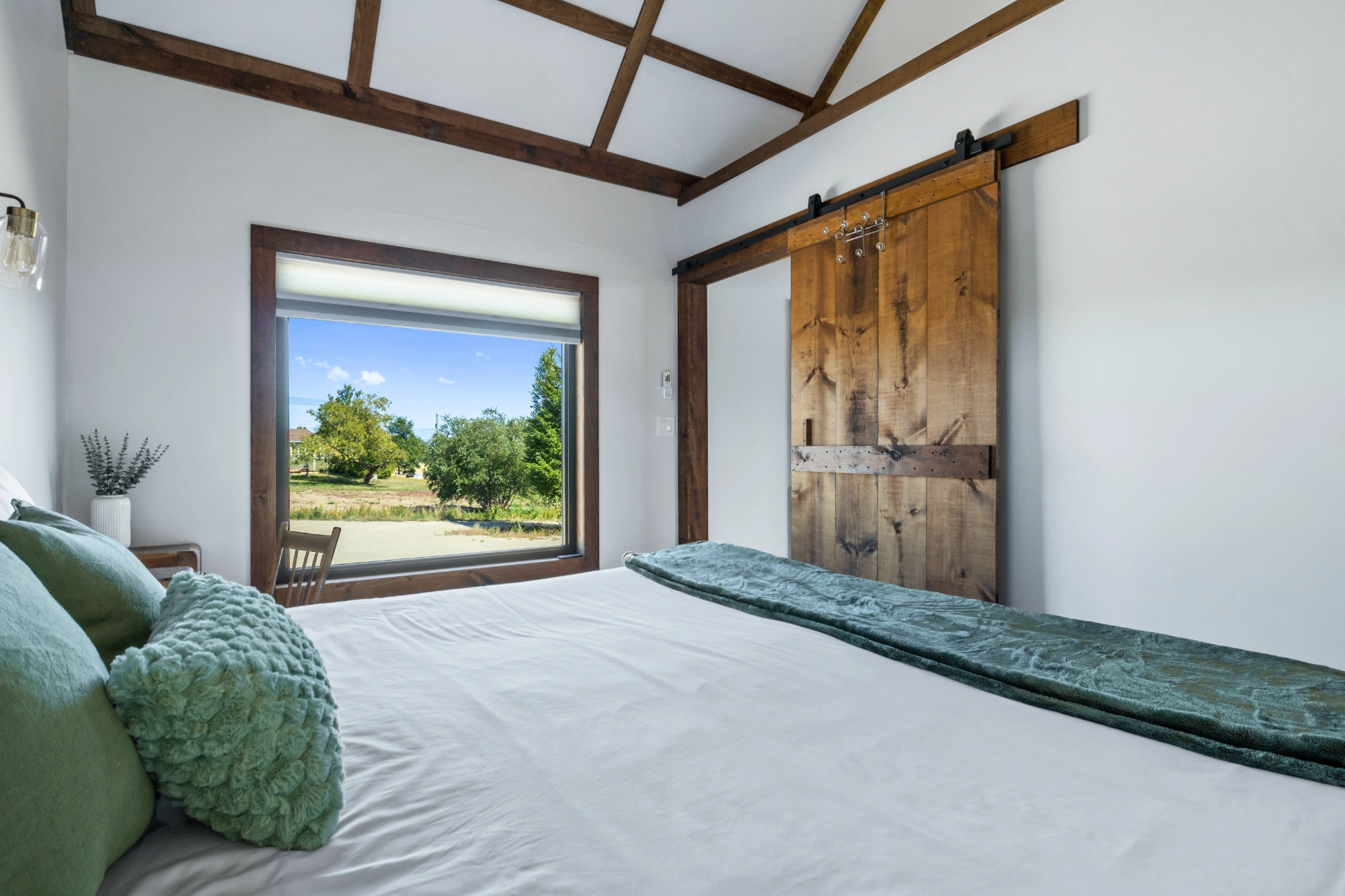 The Maple Primary Bedroom