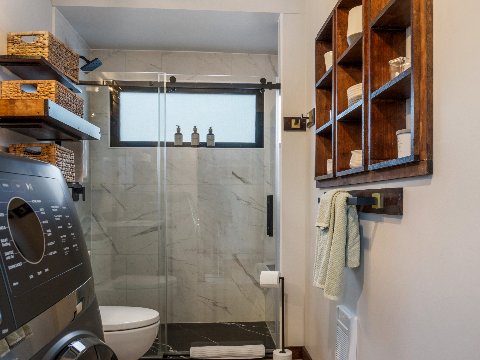 The Maple Bathroom and Laundry